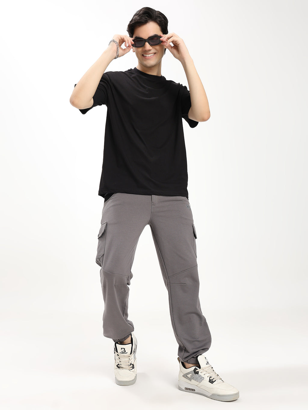 Men Cotton Blend Cargo Track Pant with Multi-Pocket Design