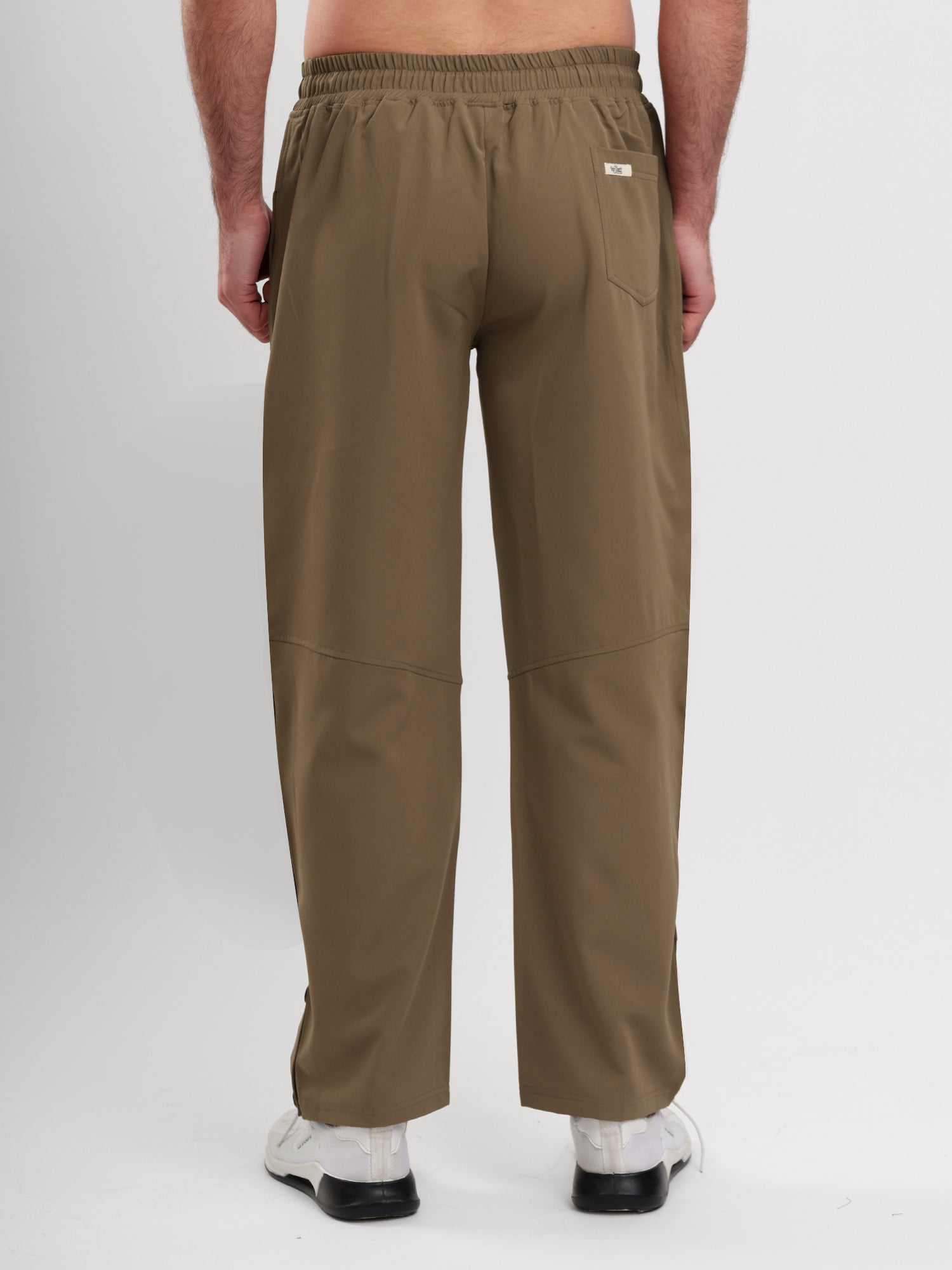 Men's Regular Fit Snap Button Track Pant with Elastic Waist, Drawstring & Straight Leg Design
