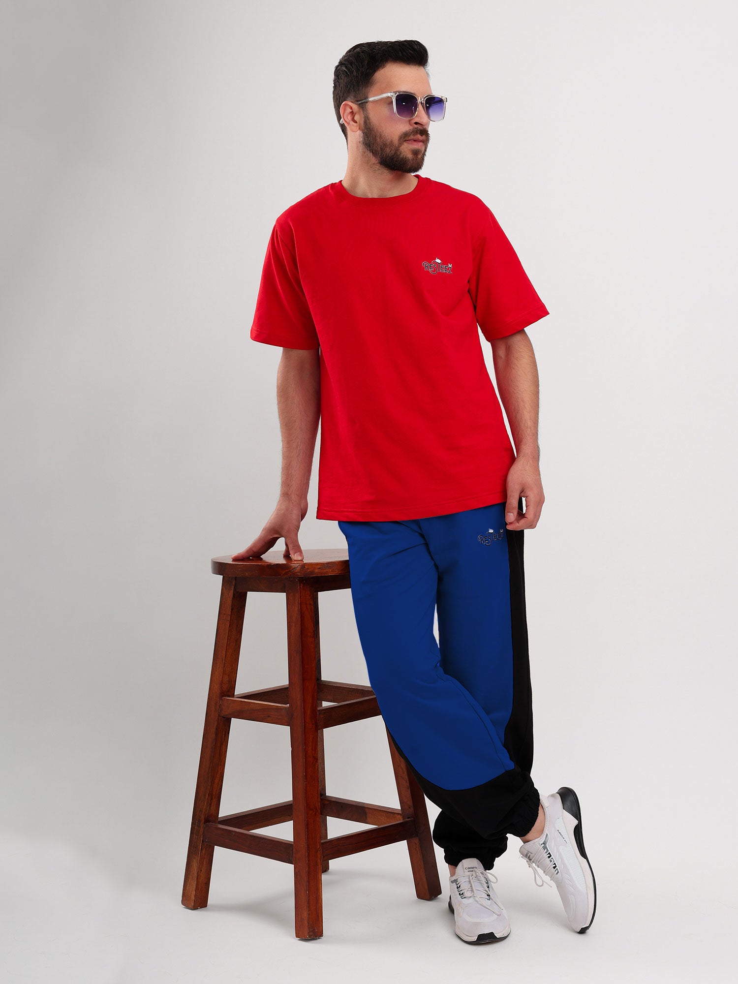 Men's Regular Fit Cotton Blend Track Pant with Side Panel Design, Elastic Waist & Drawstring