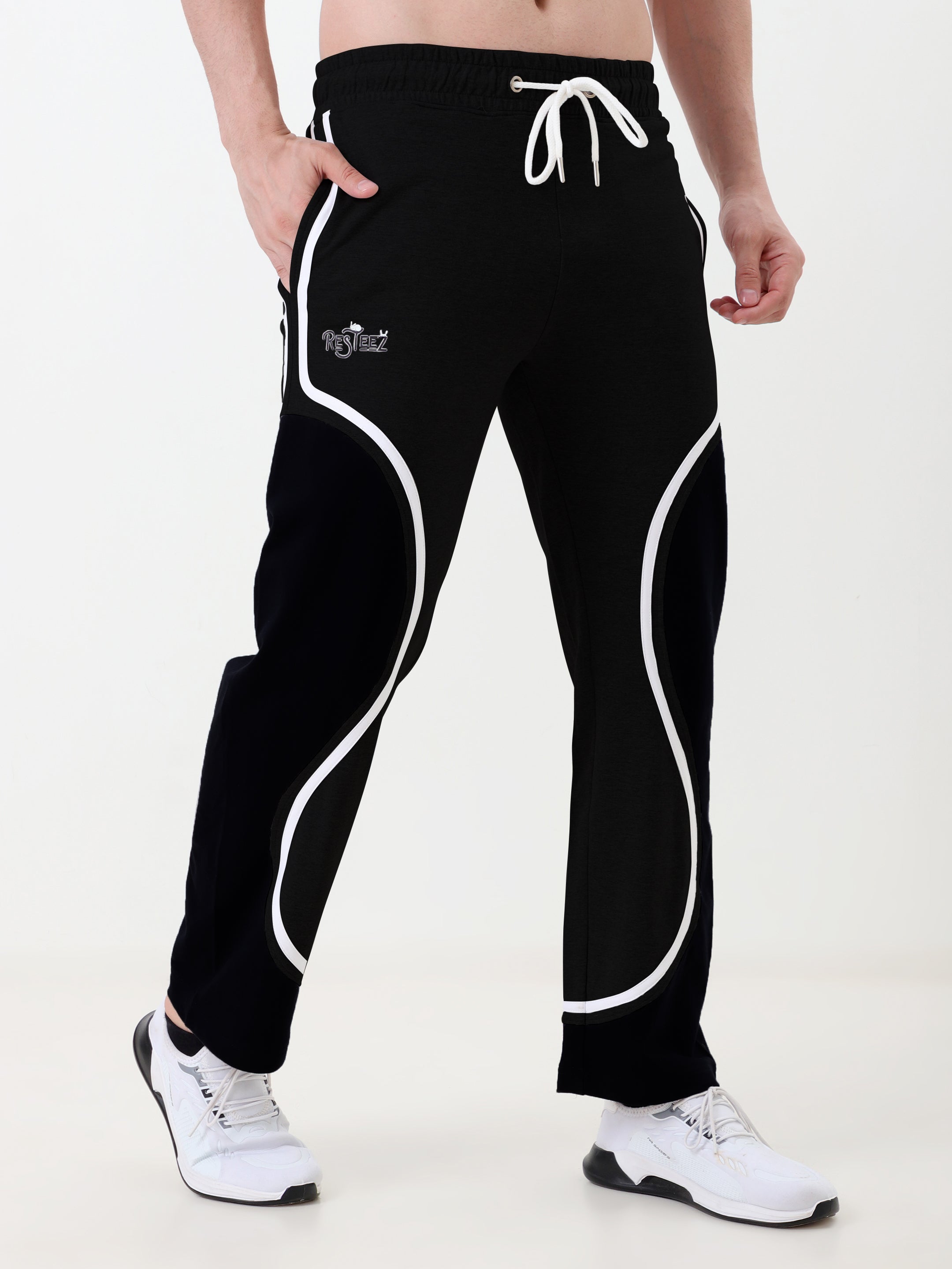 Men Regular Fit Track Pant with Contrast Panel Design and Drawstring Waist