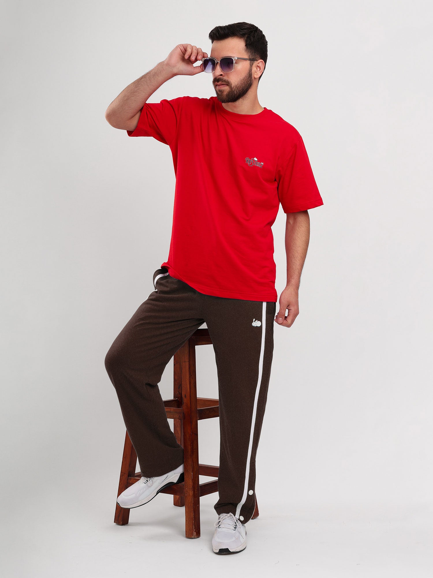 Men's Regular Fit Athletic Track Pant with Side Stripe, Snap Button Hem & Drawstring Waist