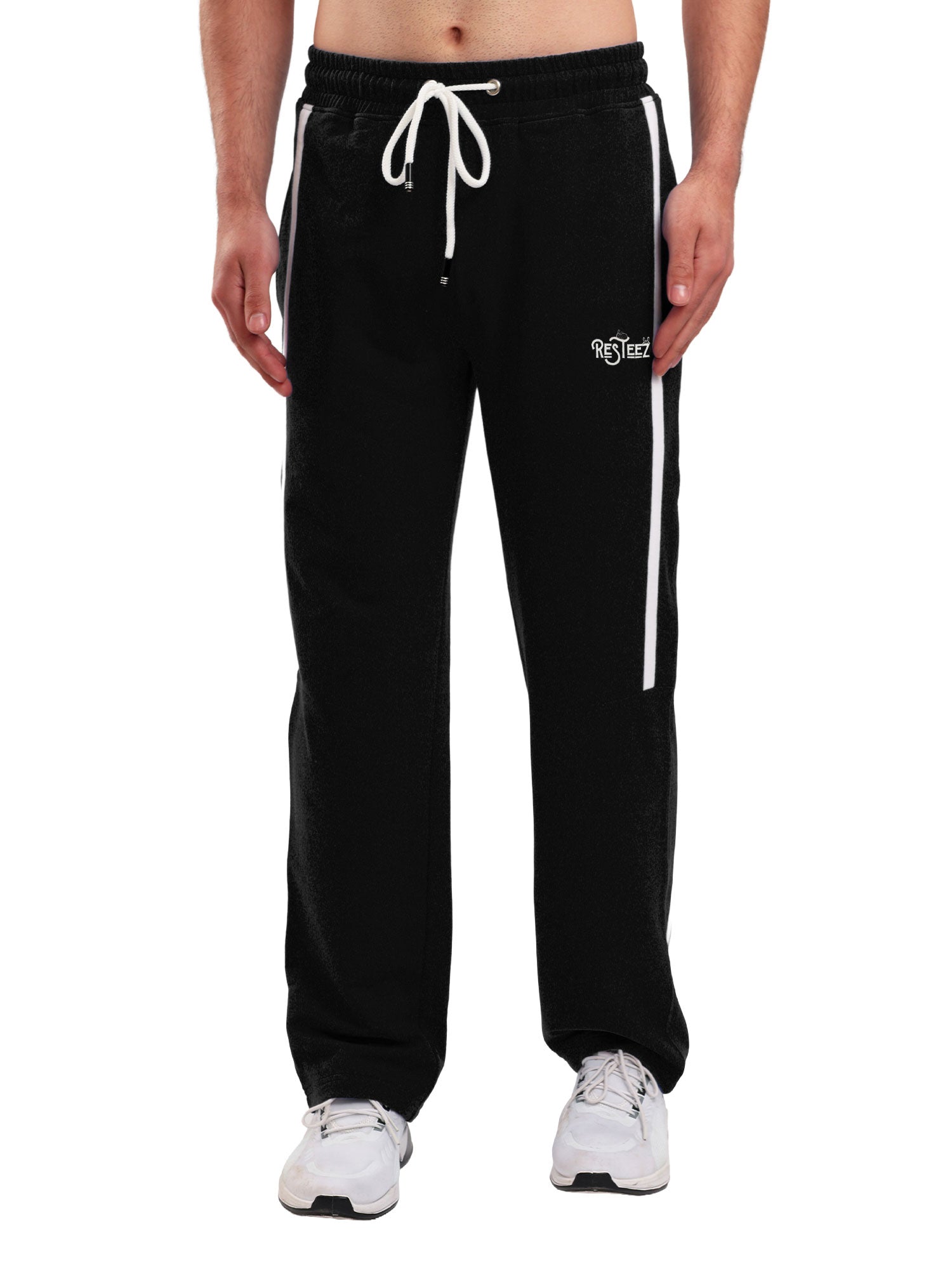 Men Regular Fit Sports Track Pant with Contrast Side Stripe and Drawstring Waist